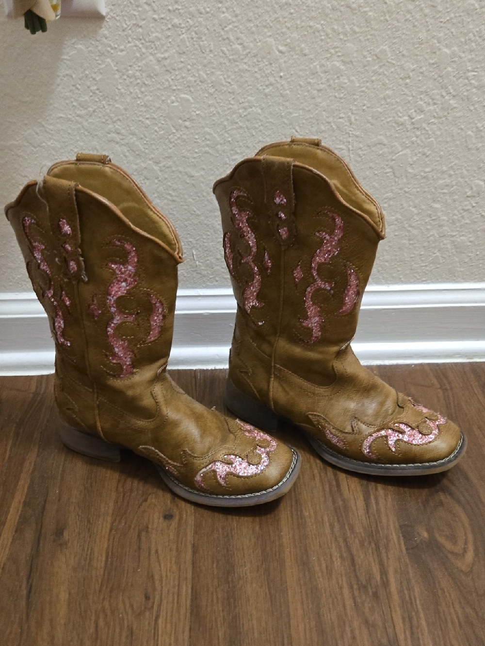 Girls' Roper Tan Western Boots with Pink Glitter Accents